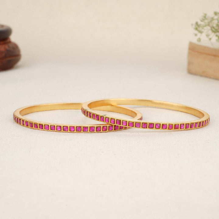 Vikshi Kundan Pair Bangle