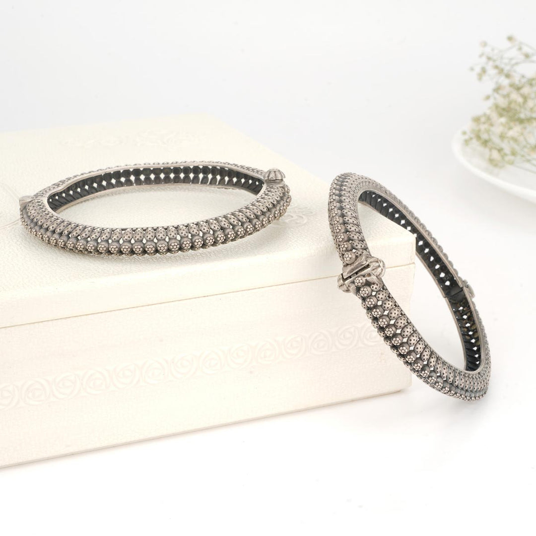 Anvaya Oxidised Pair Bangles