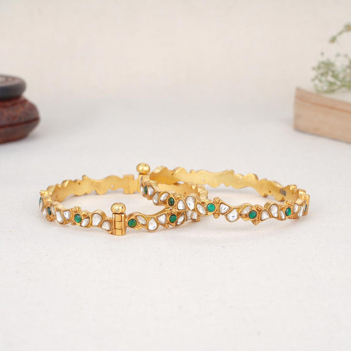 Laysa Kundan Pair Bangle