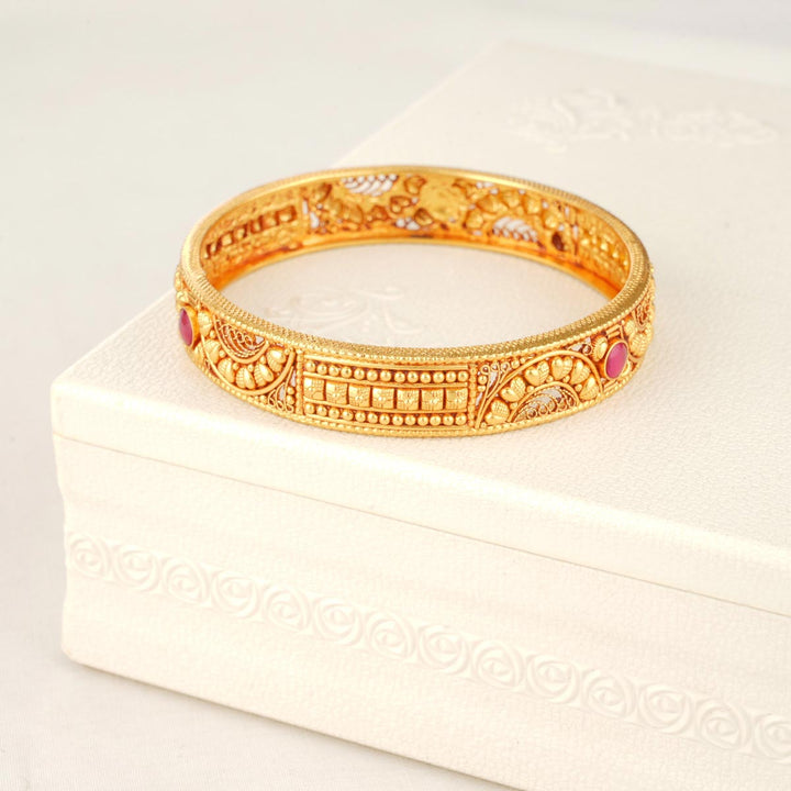 Monika Stone Single Bangle