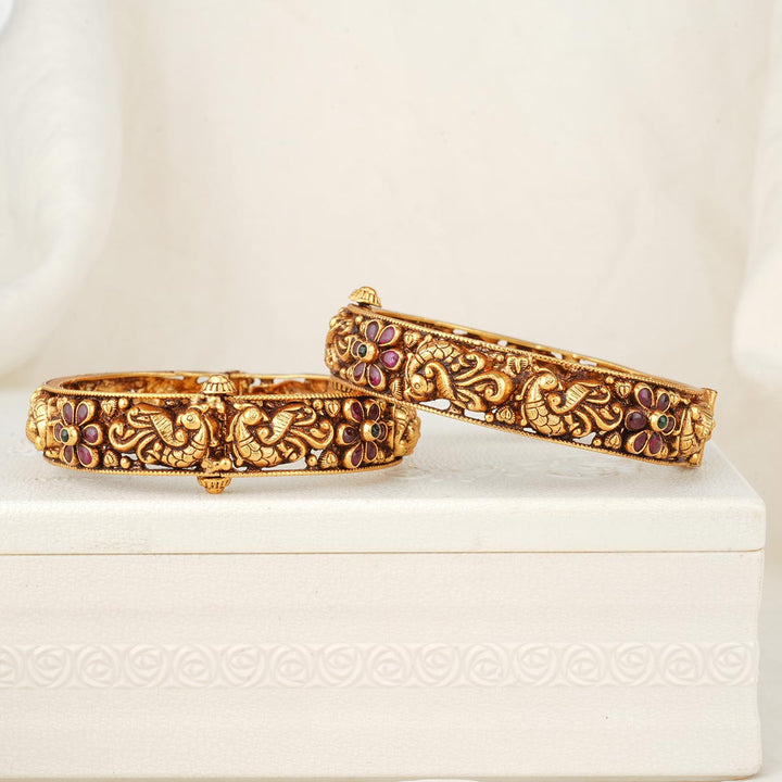 Rejina Nagas Pair Bangle