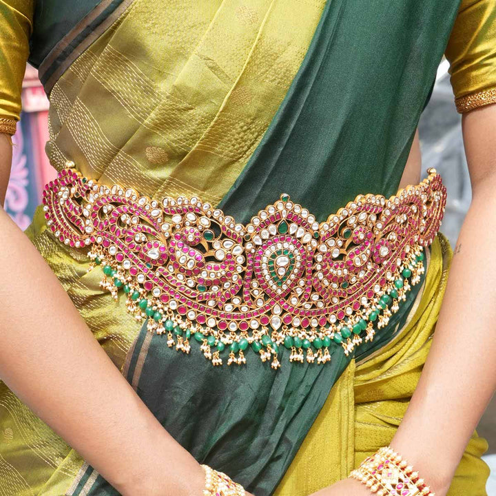 Srilaya Kundan Bridal Oddiyanam