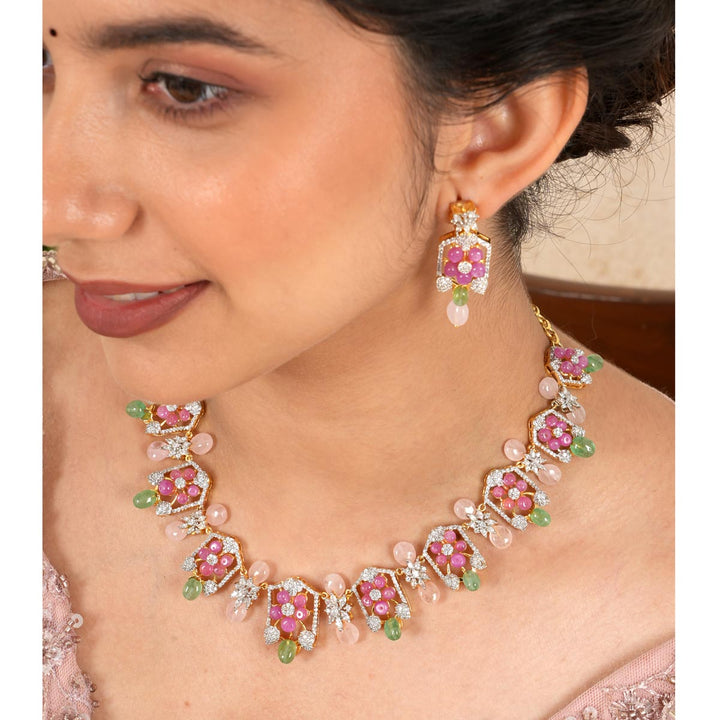 Sherina Avikam Short Necklace Set