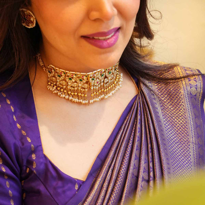 Dikshita Kundan Choker