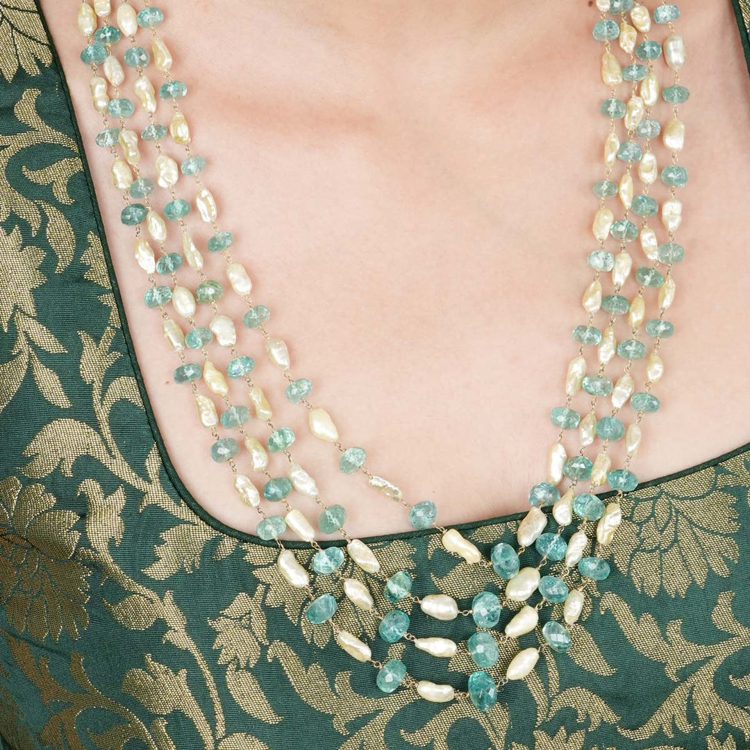 Alantika Pearl Beads Necklace