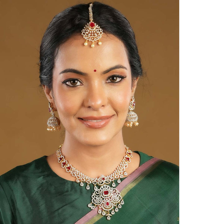 Kanisha Avikam Necklace Set