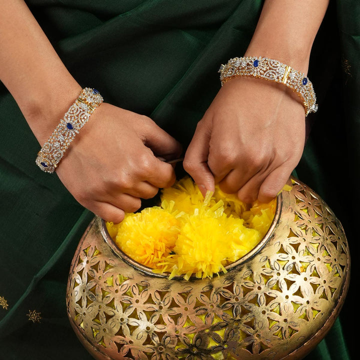 Rishina Avikam Bangles