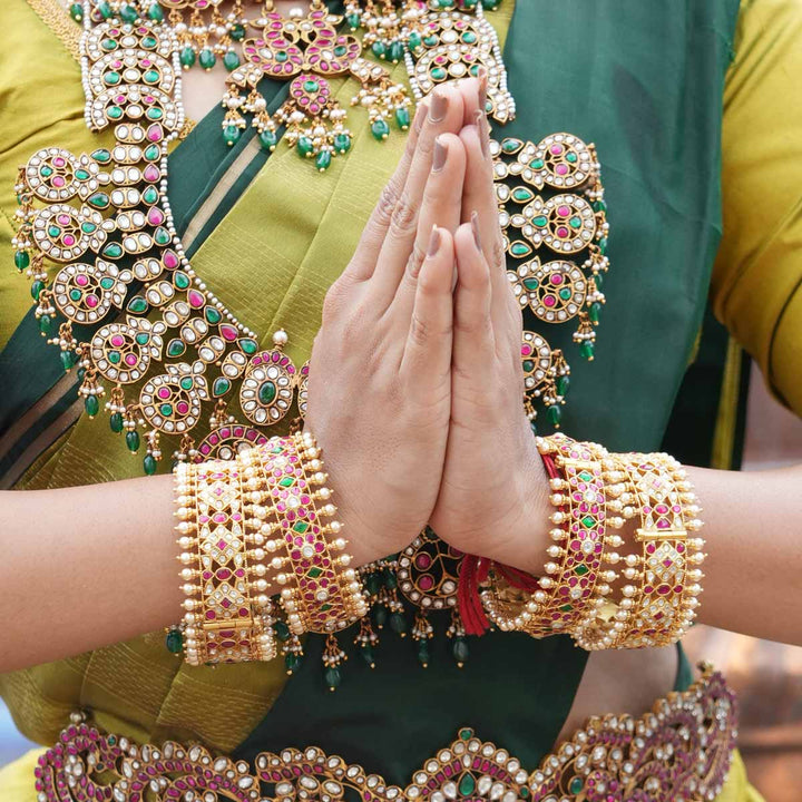 Arsha Kundan Pair Bangle