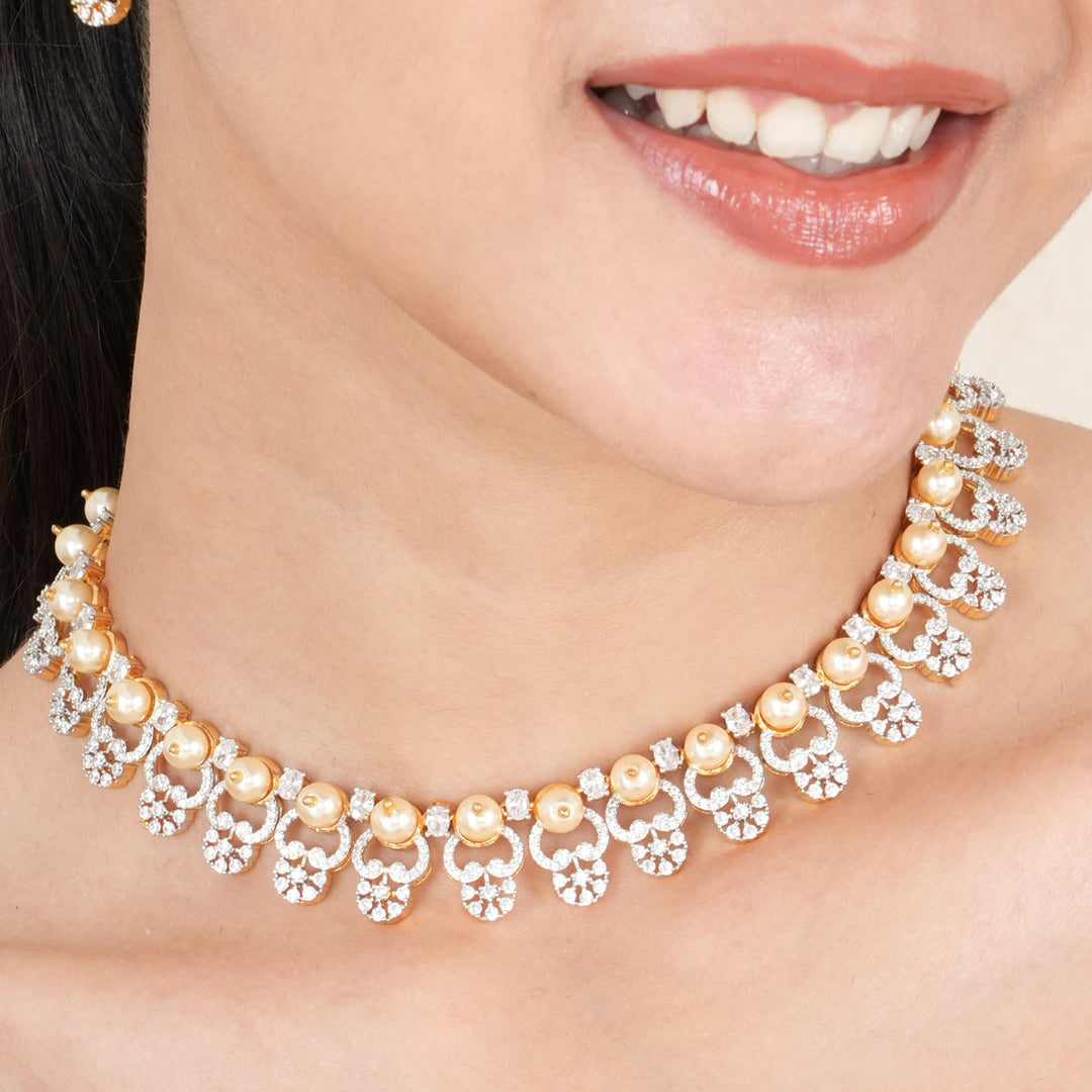 Alaya Avikam Short Necklace Set