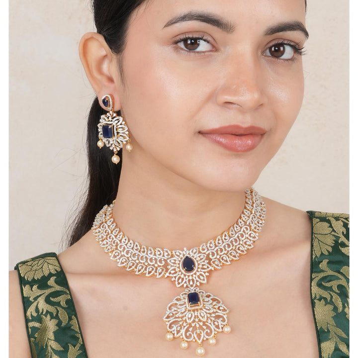 Daashina Avikam Necklace Set