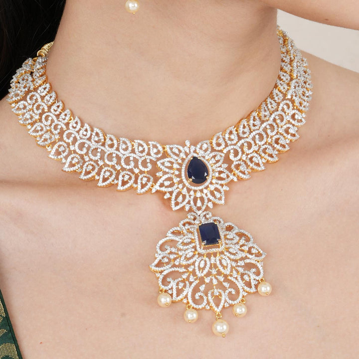 Daashina Avikam Necklace Set