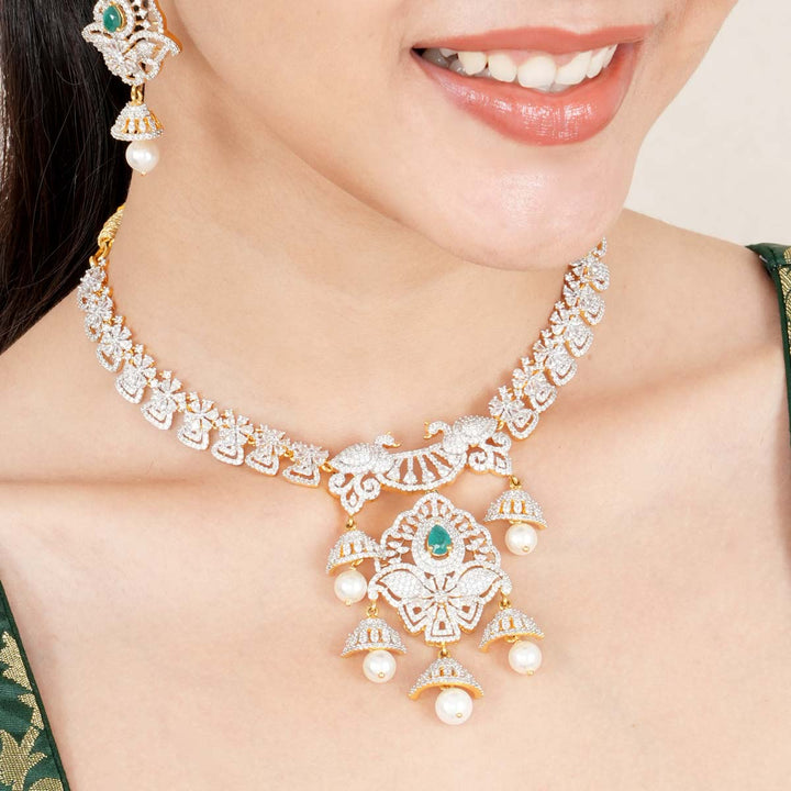 Vaisha Avikam Necklace Set