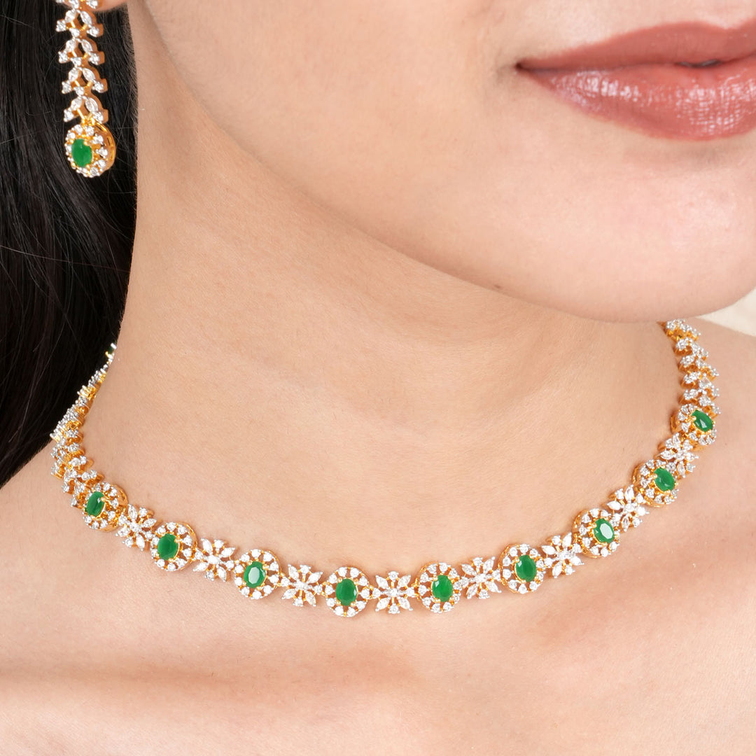 Avinish Diamond Like Necklace Set