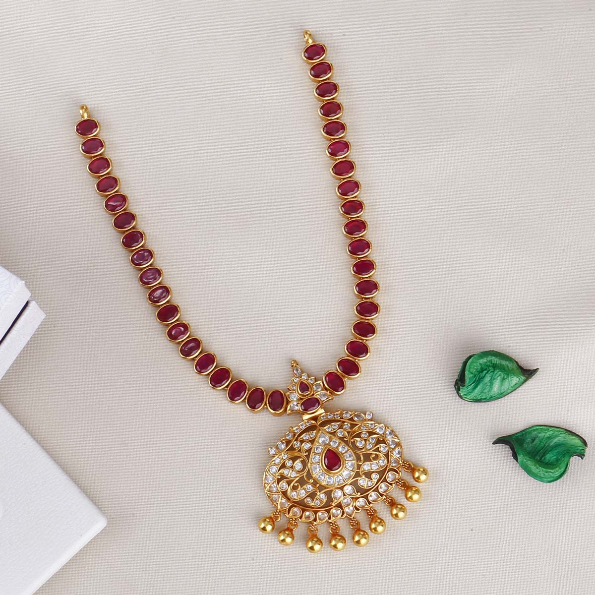 Red stone on sale pendant gold