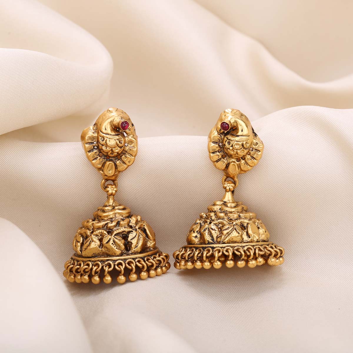 Buy CRUNCHY FASHION Gold plated Antique Red Floral Jhumka Earrings Alloy Jhumki  Earring Online at Best Prices in India - JioMart.