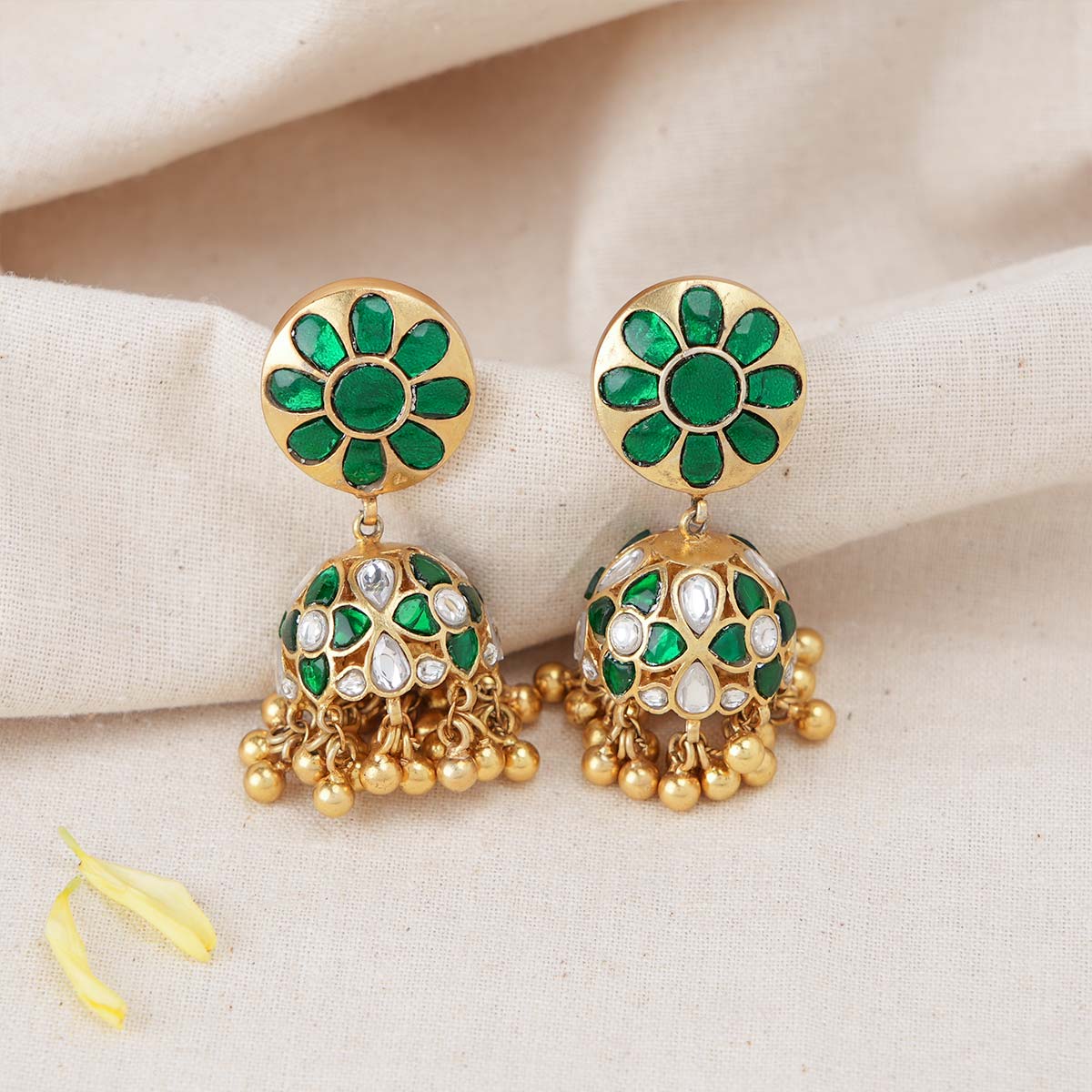 Pacchi Kundan Jhumka Earrings/ Emerald Green Ruby Kundan Earrings –  AryaFashions