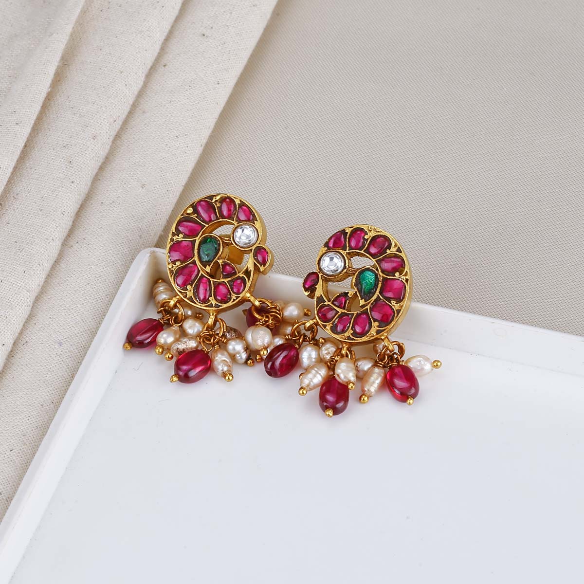 Gold Kemp Ruby Chandbali Designs - South India Jewels | Gold jewelry  fashion, Black beaded jewelry, Antique jewelry indian